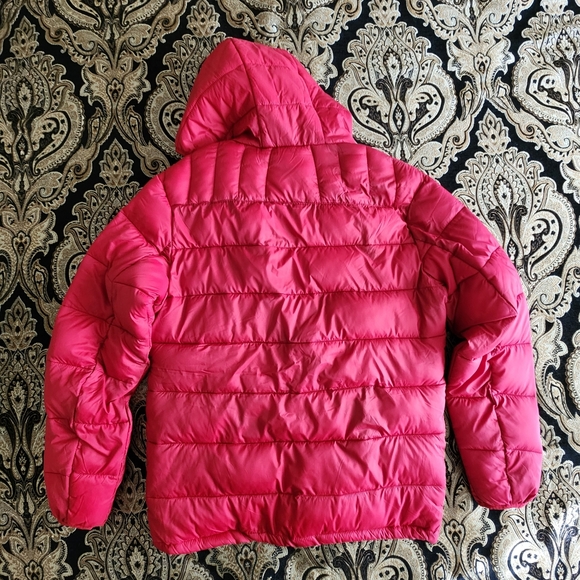 Mens Puffer Mid weight winter coat w hoodie: Size Small but fits as Fitted for M - Picture 3 of 5